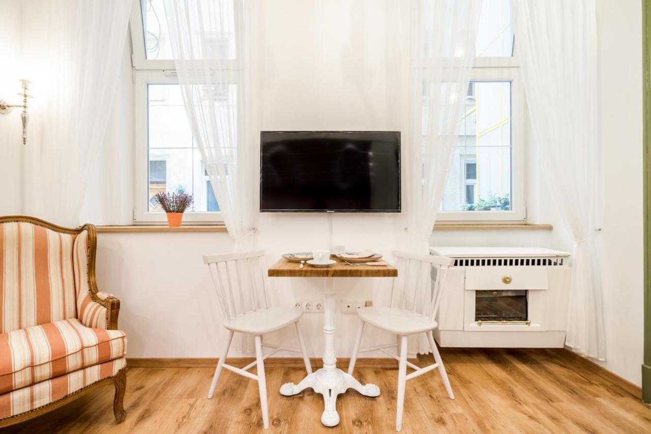 Provence Home - Citycenter, Tv, Washer, Coffee-Tea Budapest Kültér fotó